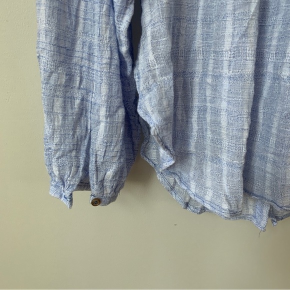 Free People Blue & White Cotton Blend Flowy Button Down Top Size M - Picture 5 of 9